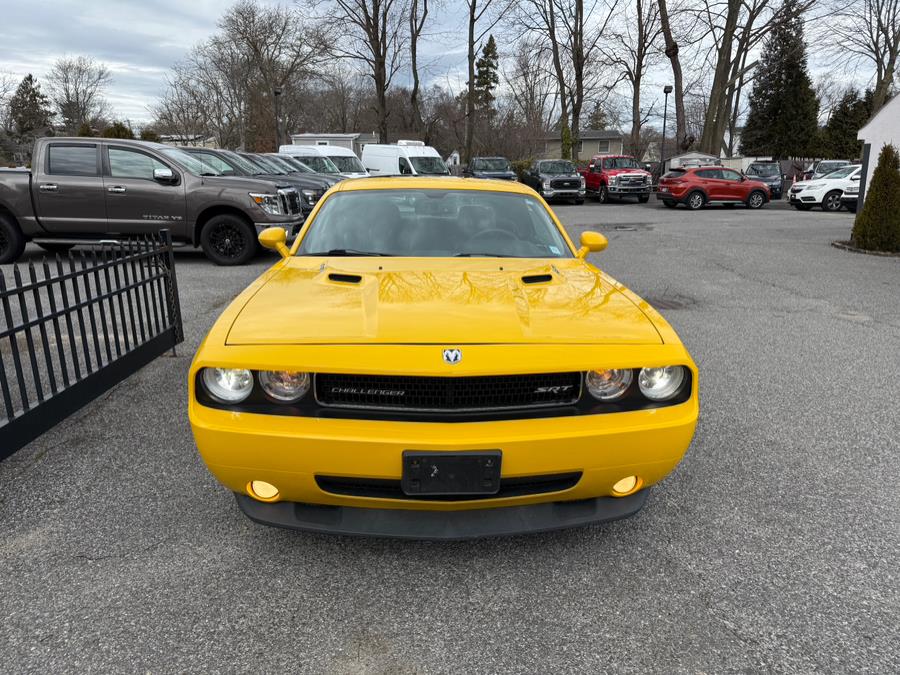 2010 Dodge Challenger SRT8 photo