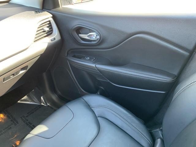 2016 Jeep Cherokee Limited photo