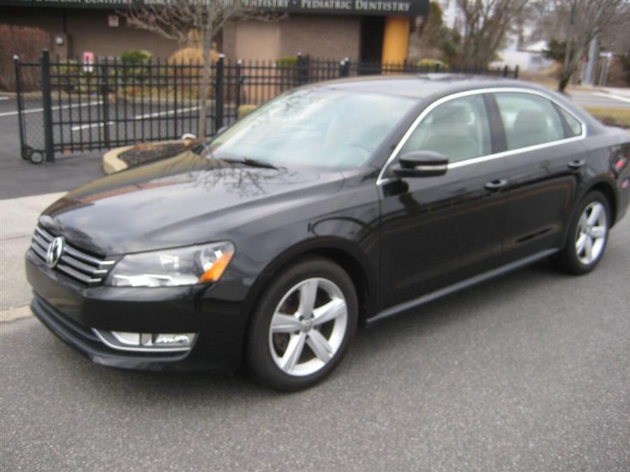 2015 Volkswagen Passat 1.8T Limited Edition 4dr Sedan photo