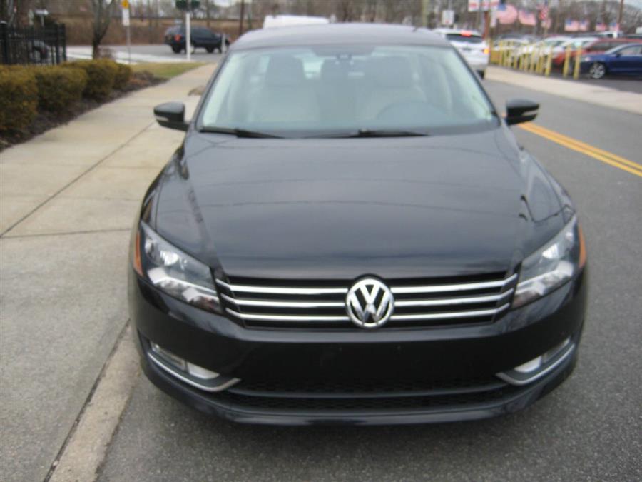 2015 Volkswagen Passat 1.8T Limited Edition 4dr Sedan photo