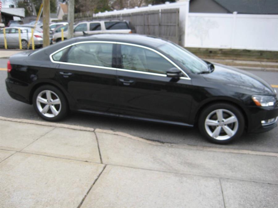 2015 Volkswagen Passat 1.8T Limited Edition 4dr Sedan photo