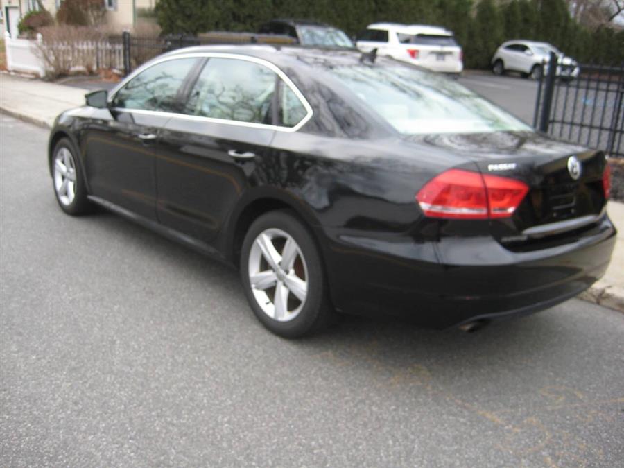 2015 Volkswagen Passat 1.8T Limited Edition 4dr Sedan photo