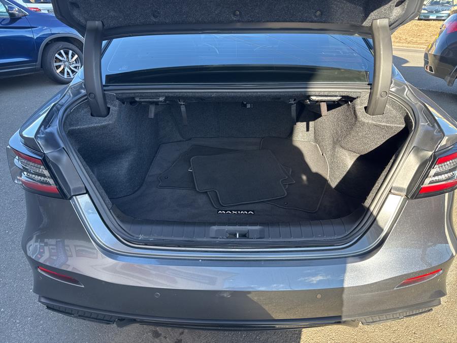 2019 Nissan Maxima SR photo