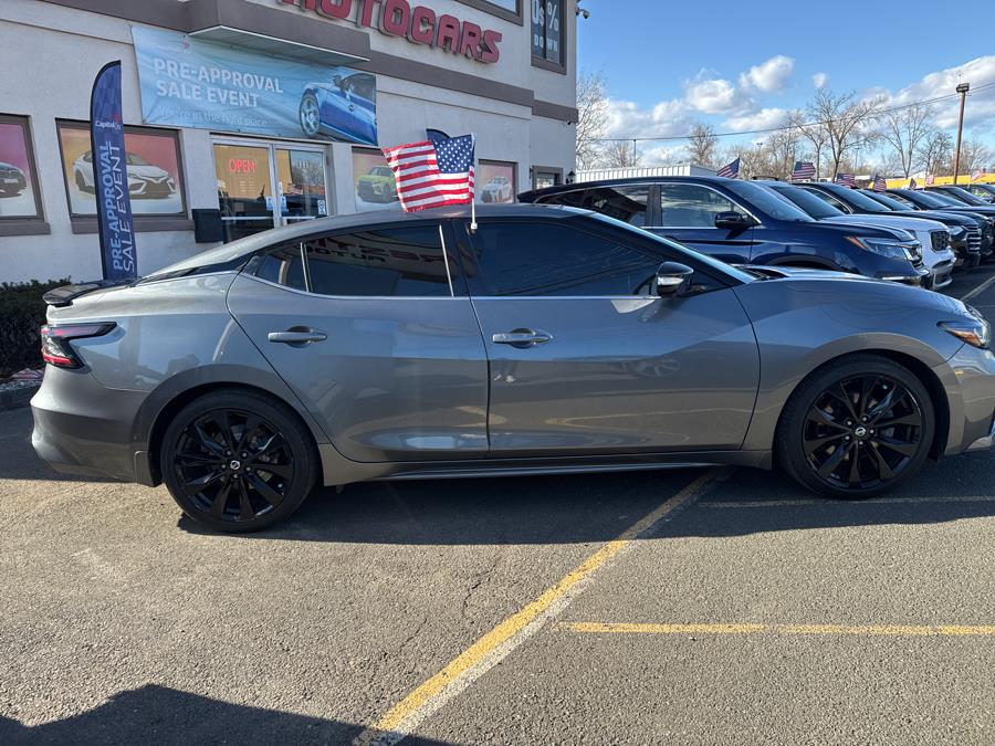2019 Nissan Maxima SR photo