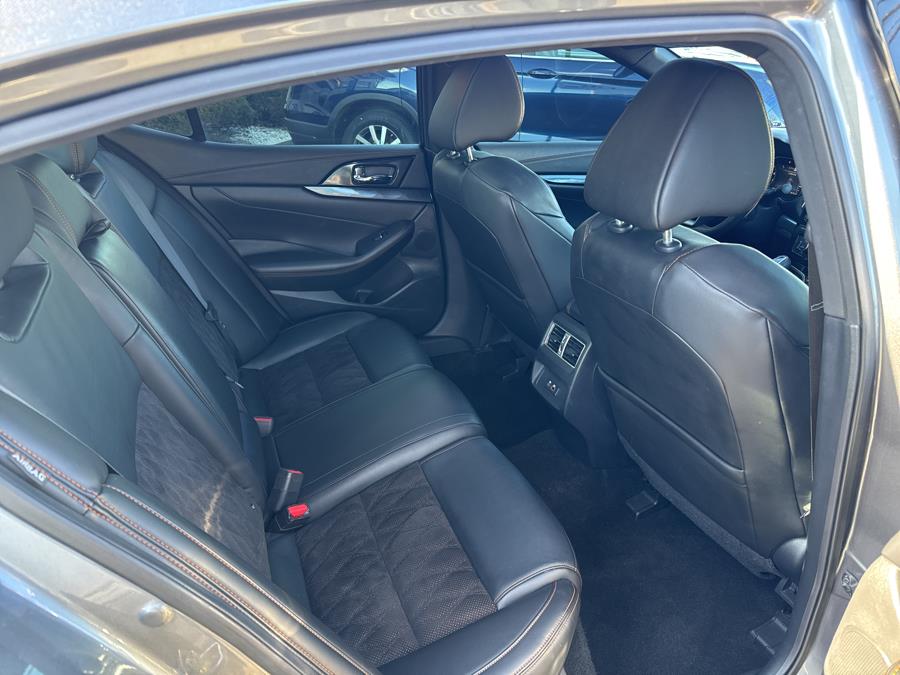 2019 Nissan Maxima SR photo