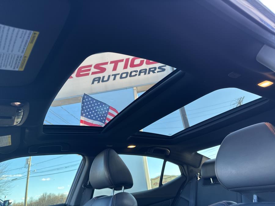 2019 Nissan Maxima SR photo