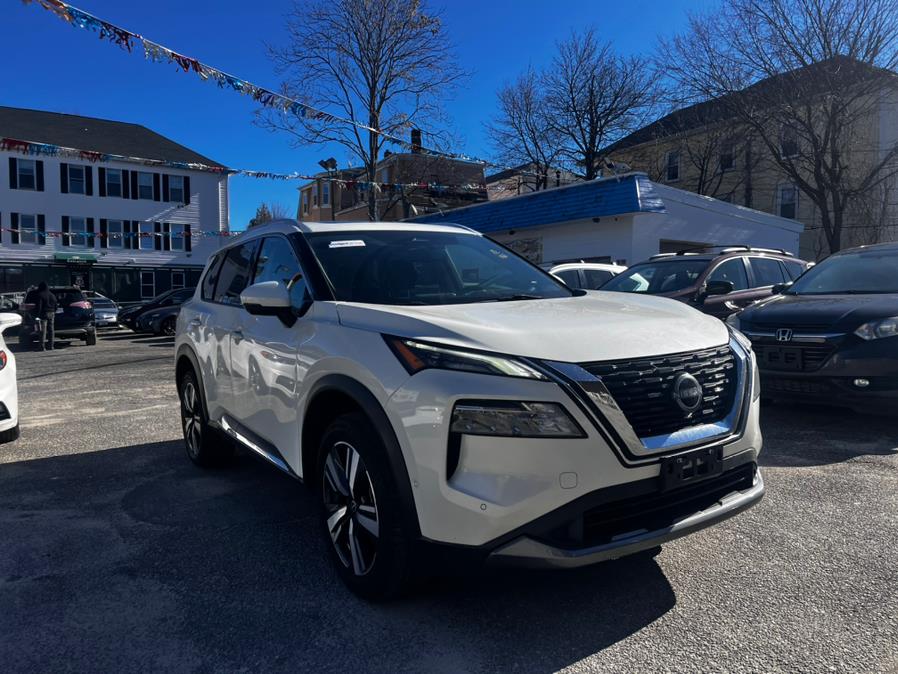 2023 Nissan Rogue AWD SL photo
