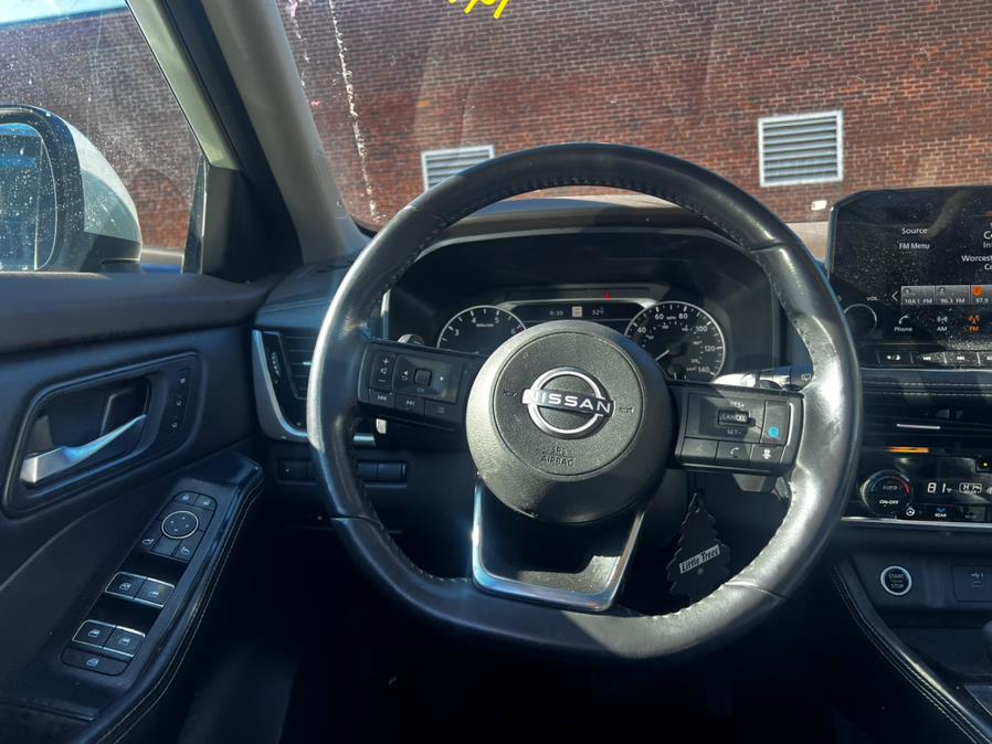 2023 Nissan Rogue AWD SL photo