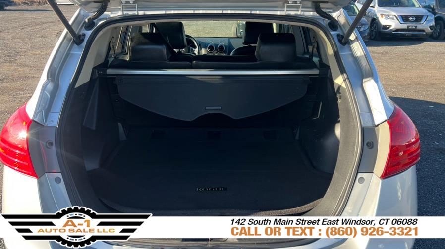 2010 Nissan Rogue S photo