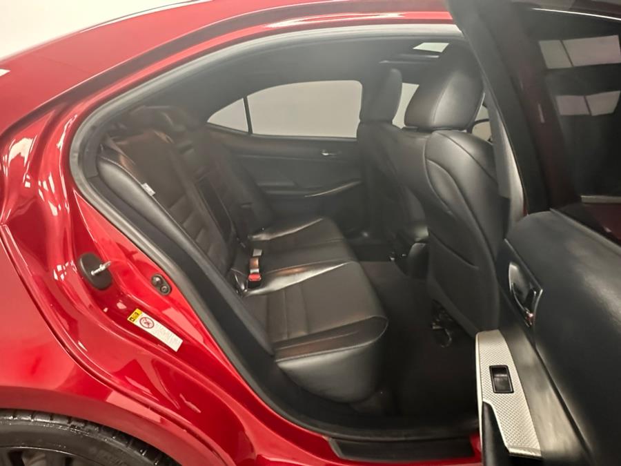 2015 Lexus IS 250 photo