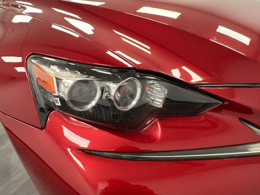 2015 Lexus IS 250 photo