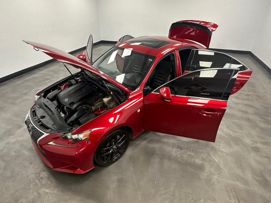 2015 Lexus IS 250 photo