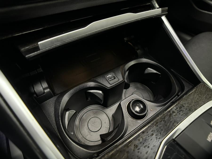 2021 BMW 3-Series 330i xDrive Sedan North Americ photo