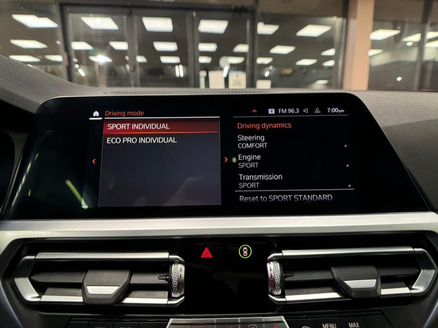 2021 BMW 3-Series 330i xDrive Sedan North Americ photo