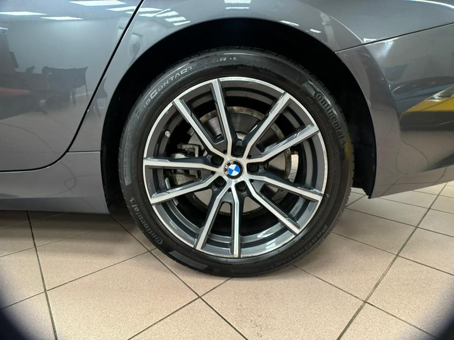 2021 BMW 3-Series 330i xDrive Sedan North Americ photo