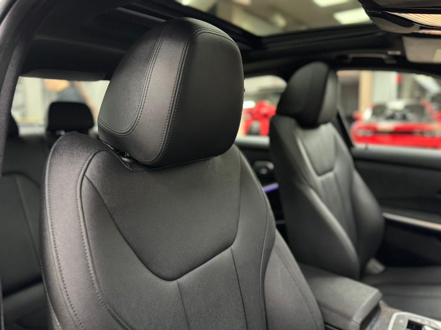 2021 BMW 3-Series 330i xDrive Sedan North Americ photo