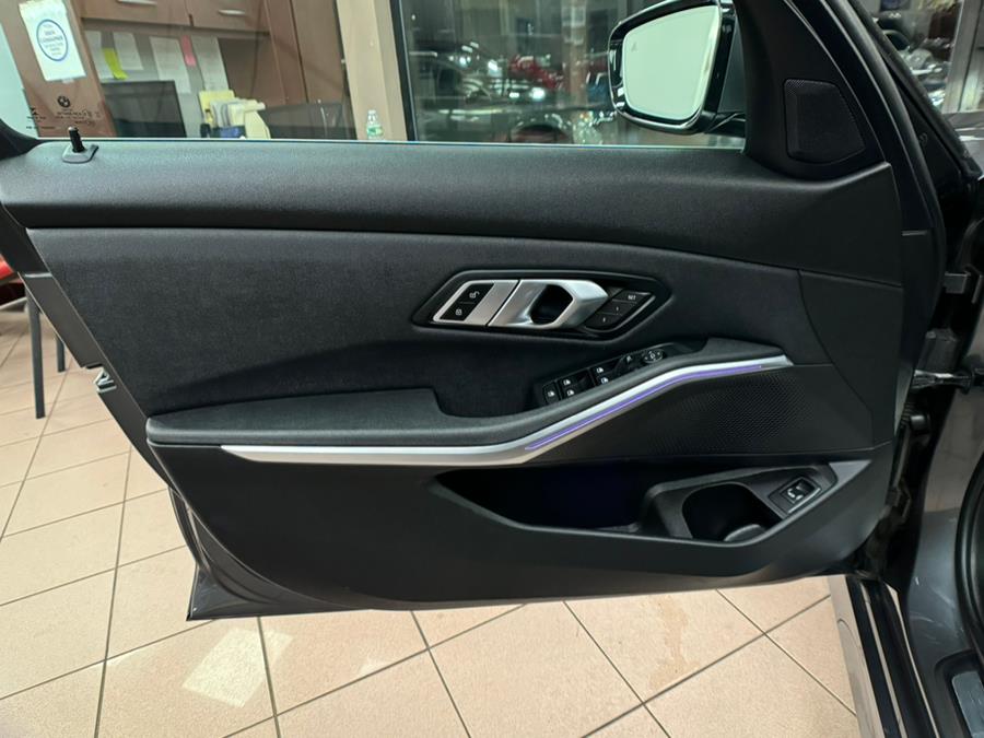 2021 BMW 3-Series 330i xDrive Sedan North Americ photo