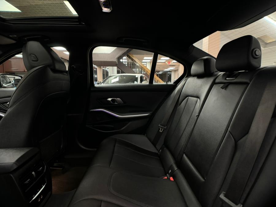 2021 BMW 3-Series 330i xDrive Sedan North Americ photo