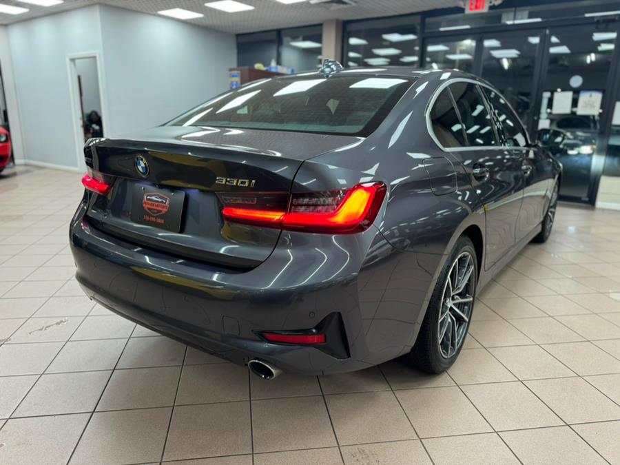 2021 BMW 3-Series 330i xDrive Sedan North Americ photo