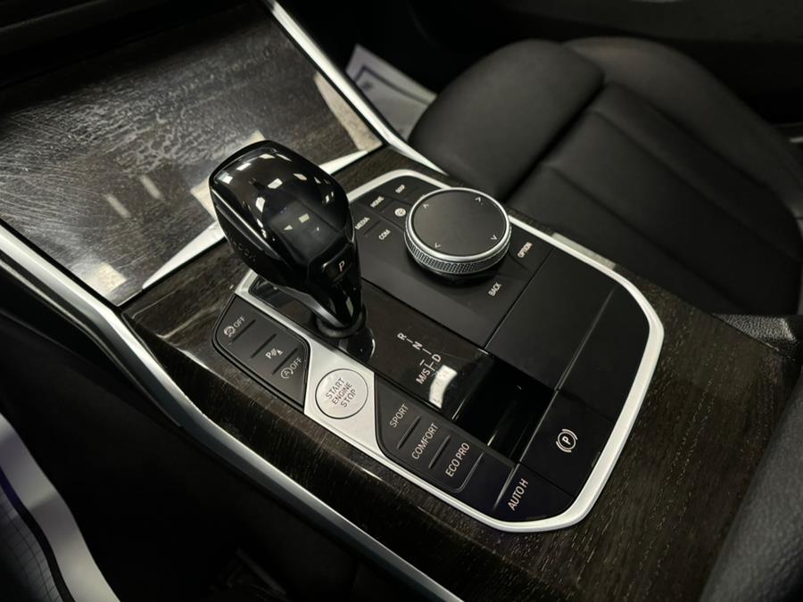 2021 BMW 3-Series 330i xDrive Sedan North Americ photo