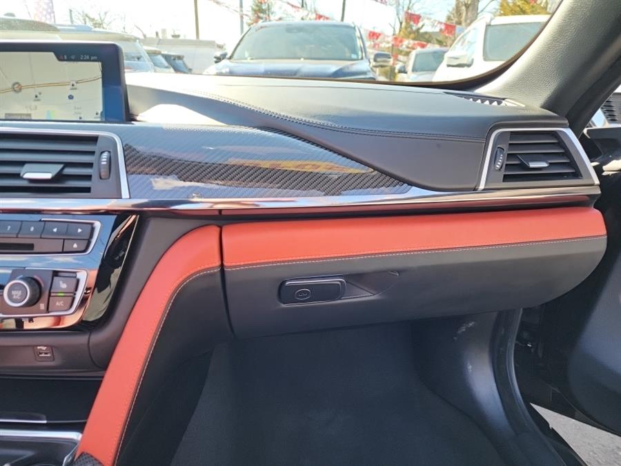 2018 BMW M4 Convertible photo