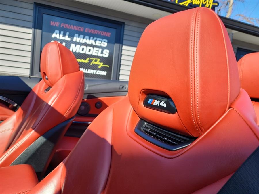 2018 BMW M4 Convertible photo