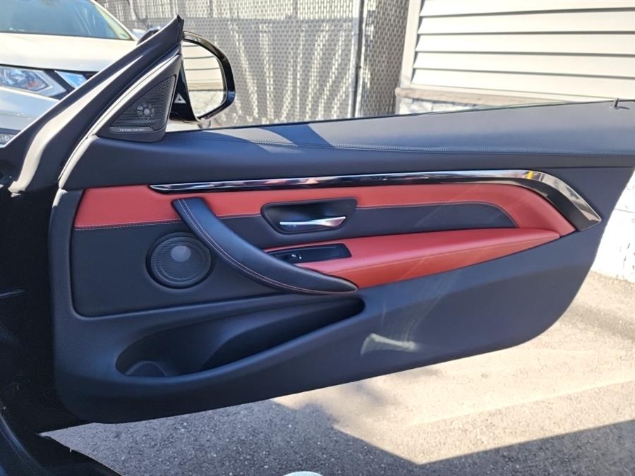 2018 BMW M4 Convertible photo