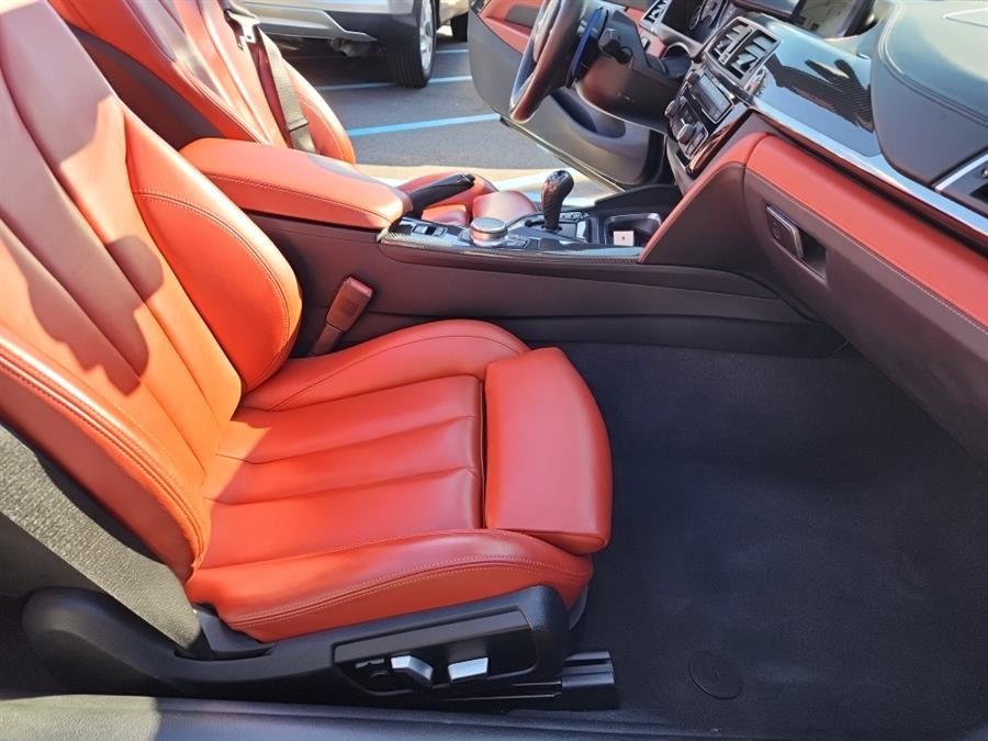 2018 BMW M4 Convertible photo