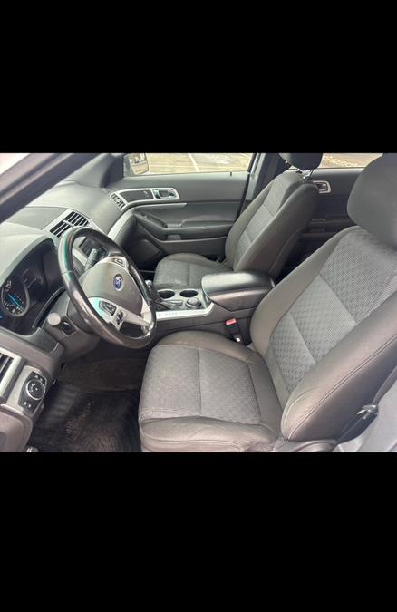 2013 Ford Explorer XLT photo