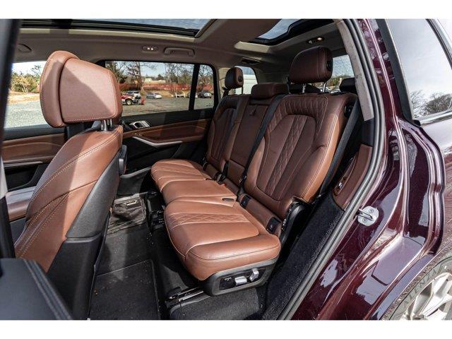 2022 BMW X7 xDrive40i photo