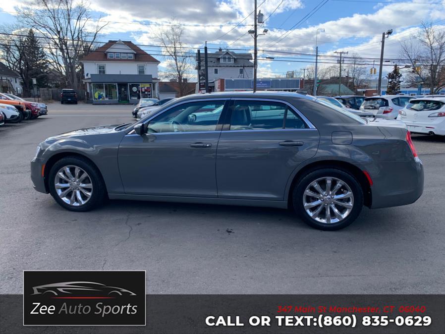 2017 Chrysler 300 Limited AWD photo