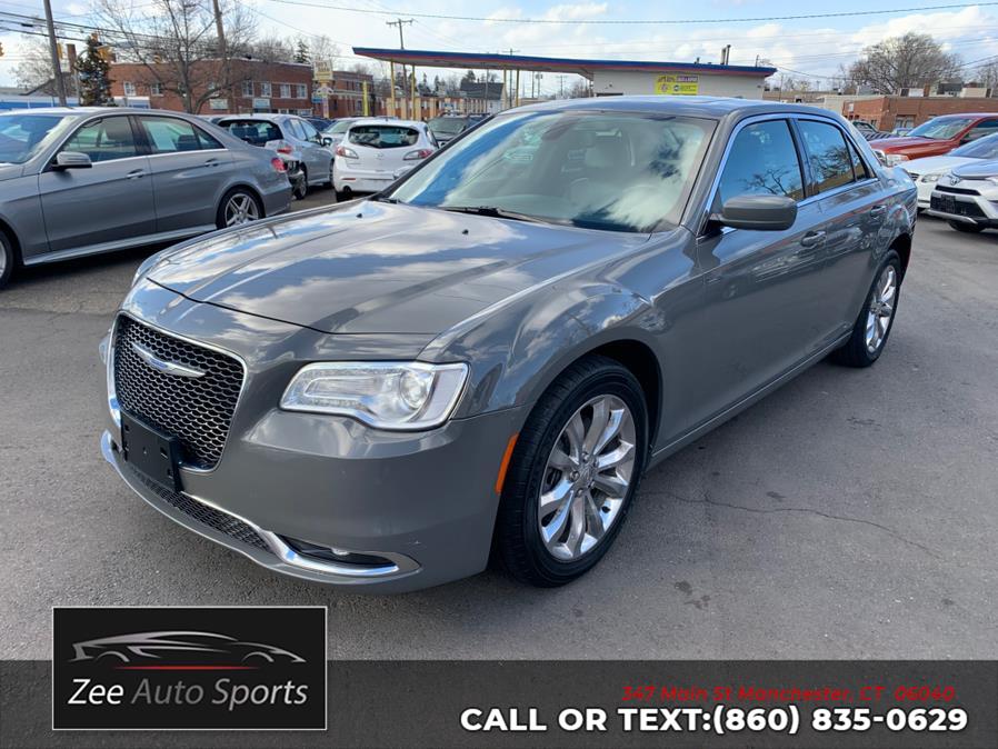 2017 Chrysler 300 Limited AWD photo
