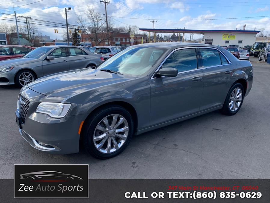 2017 Chrysler 300 Limited AWD photo