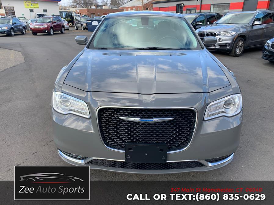 2017 Chrysler 300 Limited AWD photo