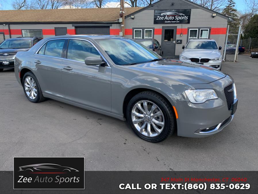2017 Chrysler 300 Limited AWD photo