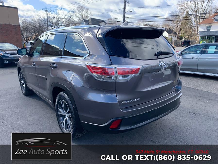 2016 Toyota Highlander AWD 4dr V6 XLE (Natl) photo