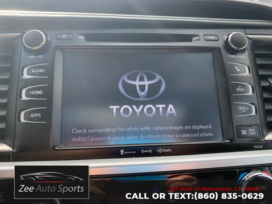2016 Toyota Highlander AWD 4dr V6 XLE (Natl) photo