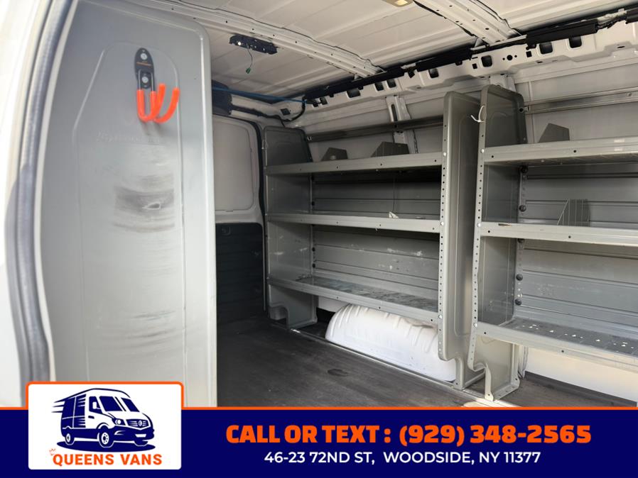 2019 Chevrolet Express Cargo Van RWD 2500 135