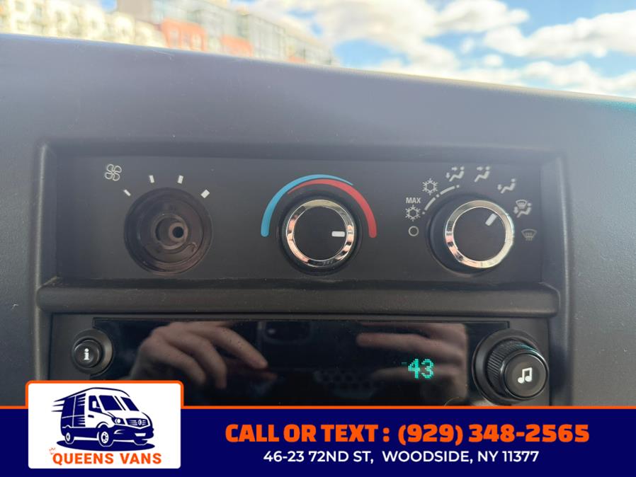 2019 Chevrolet Express Cargo Van RWD 2500 135