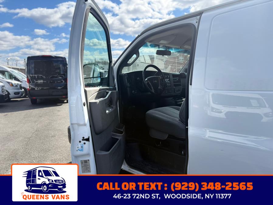 2019 Chevrolet Express Cargo Van RWD 2500 135