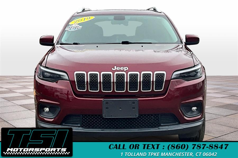 2019 Jeep Cherokee Latitude 4x4 photo
