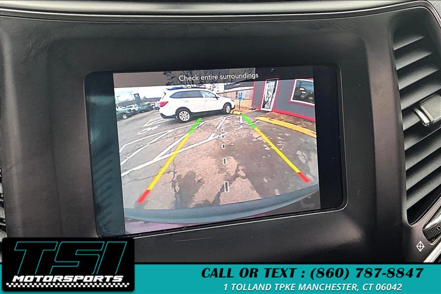 2019 Jeep Cherokee Latitude 4x4 photo