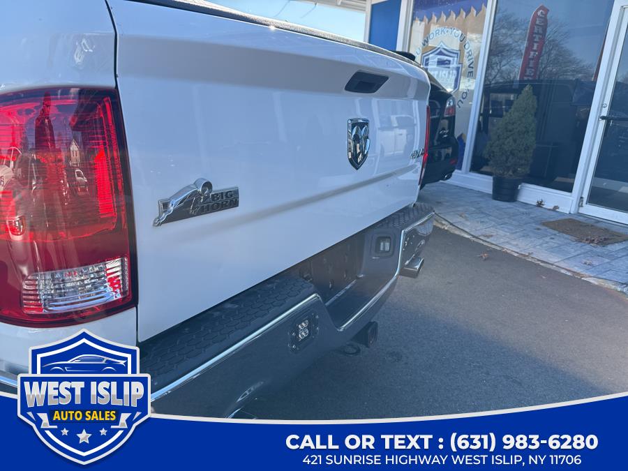 2015 RAM 1500 4WD Quad Cab 140.5