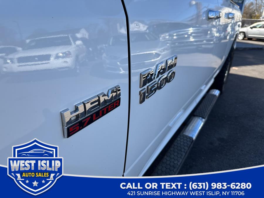 2015 RAM 1500 4WD Quad Cab 140.5