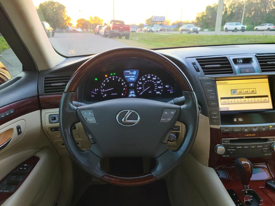 2011 Lexus LS 460 photo