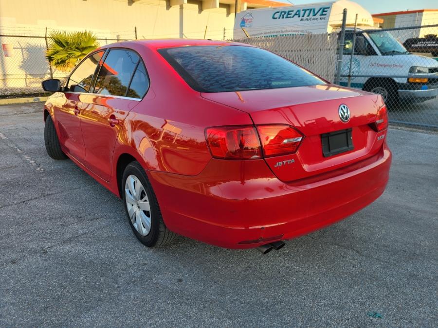 2013 Volkswagen Jetta SE photo
