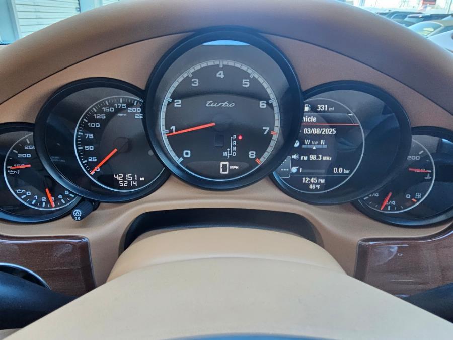 2011 Porsche Panamera Turbo photo