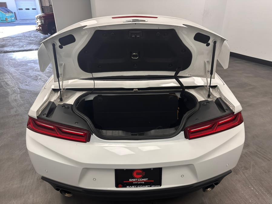 2016 Chevrolet Camaro 2dr Conv LT w/2LT photo