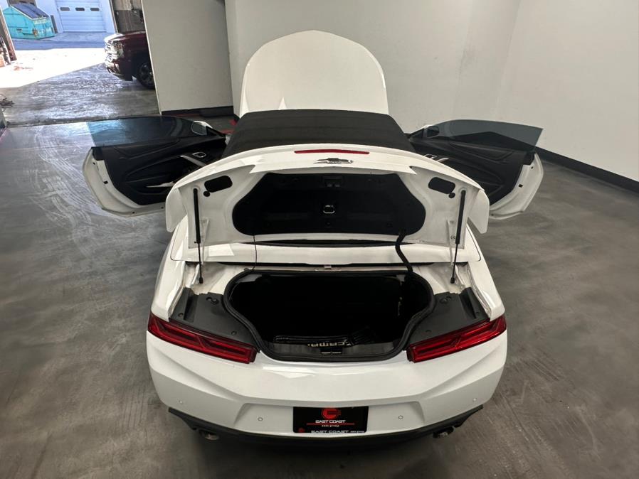 2016 Chevrolet Camaro 2dr Conv LT w/2LT photo
