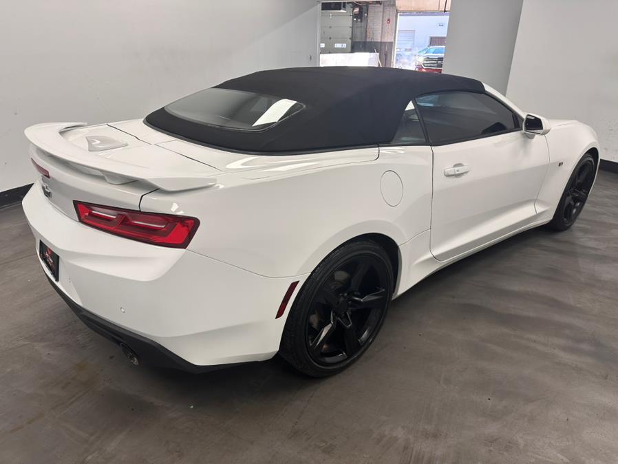 2016 Chevrolet Camaro 2dr Conv LT w/2LT photo